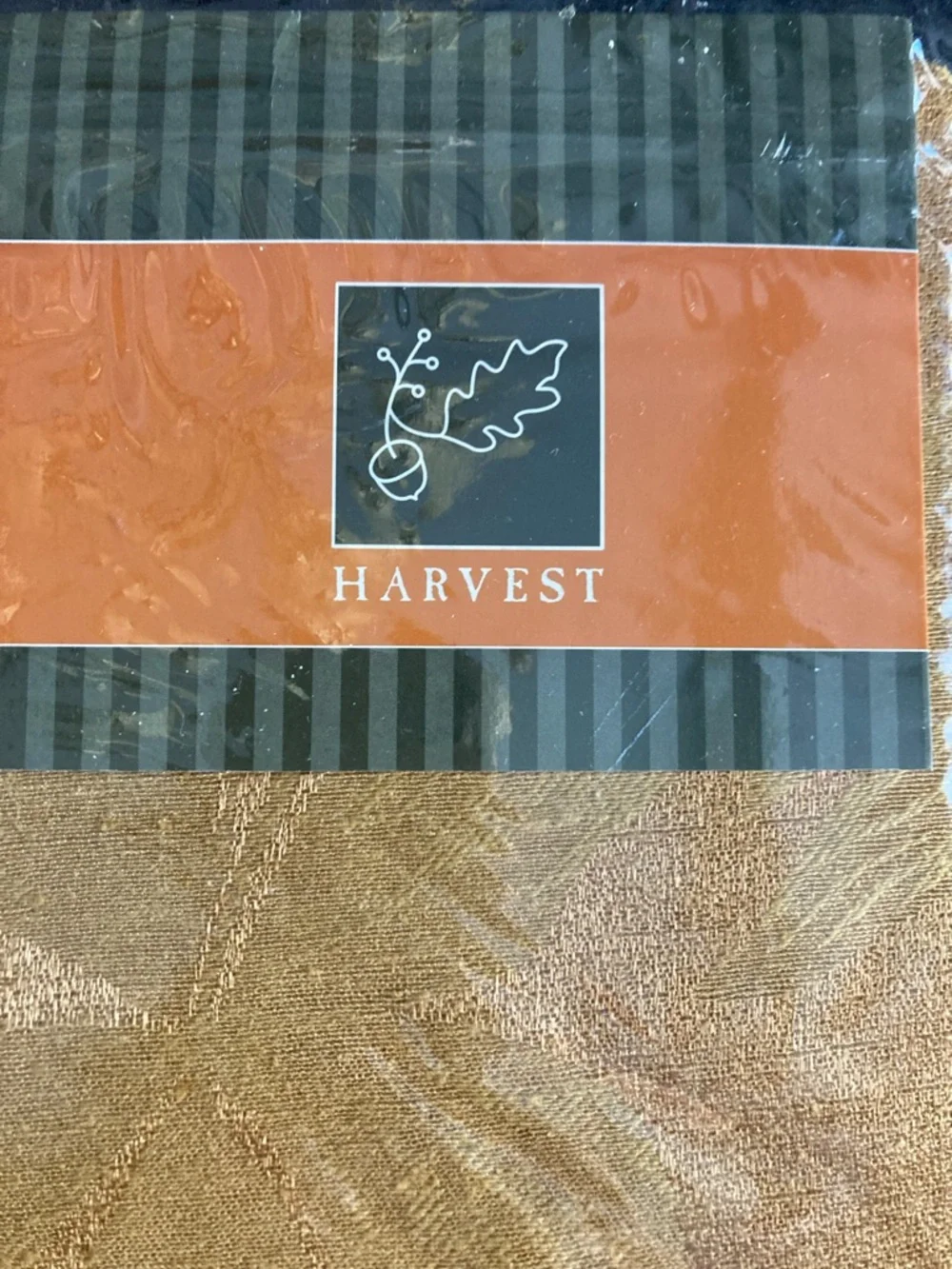 New round Vintage 50% silk 50% polyester gold leaves  Table cloth 60 x 84 oval